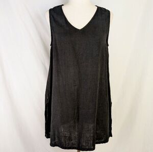 Match Point Women's SM Black 100% Linen Scoop Neck Tank Top
